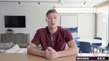 Let Her See You Naked, She'll Remember That Dick 3 Steps To Fuck Step Mom