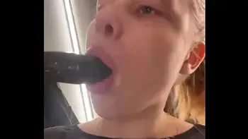 Blowjob in the Changing room