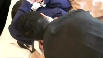 【素人】付き合って1ヶ月目で初え◯ちしようと最初素股からシようとしたけど我慢出来ずに中にそのまま挿入して彼女のアヘ顔が止まらなくて興奮した。