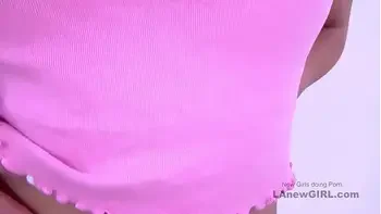 Brunette chick rimms and gets fucked at photoshoot