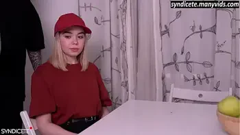 Thanked the delivery girl for delivering a heavy package | Tantaly doll | threesome with a doll