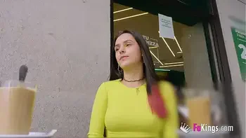 Valen Pink shows us her neighbourhood before a hardcore pounding!