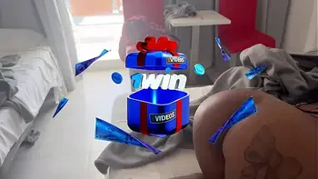 My stepmom gives me my best birthday present. English subtitles