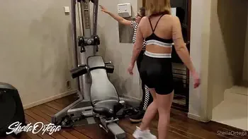 Lesbians get hot in the gym and go to the bathroom to fuck