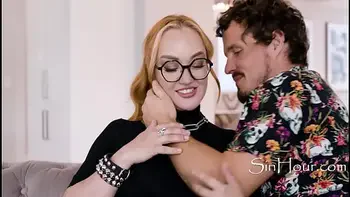 Glasses Ginger PAWG Emma Magnolia Cums Multiple Times