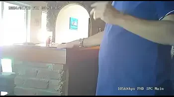 Waitress at bar caughtjerking of her manager