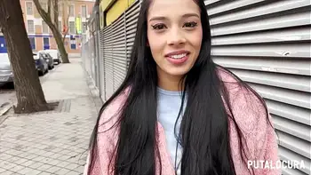 PutaLocura - Preciosidad colombiana Katha Dawsoon convencida en la calle para follar con Torbe
