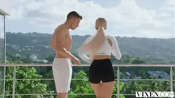 VIXEN Hard-bodied Ema Gives Gym Buddy A Real Work-Out