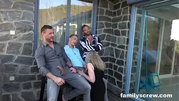 Fucked up Family throws the Biggest Party