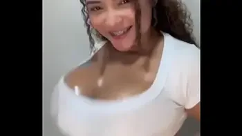 manuzinha black en una deliciosa española