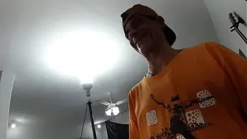 30 anos de porno e a primeira vez que o tiozinho fodeu a anazinha rabuda