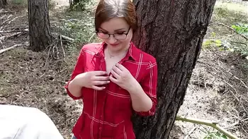 Deutsche Studentin TinyEmily von fremden Typen auf dem Heimweg AO gefickt