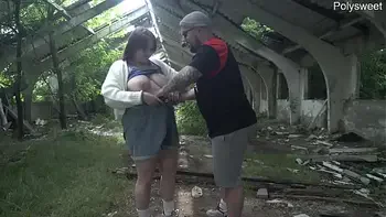 Hot public pegging in sunny weather