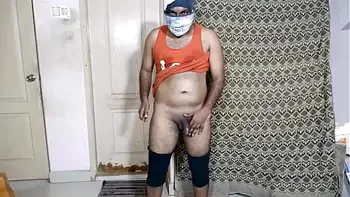 Black cock hear and cum in hand