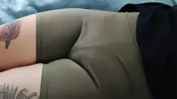 Leggings apretados de mi hijastra favorita