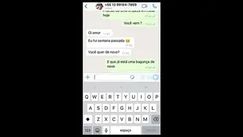 Contratei essa empregada e ela tem uma bunda deliciosa nesse shortinho, fiquei excitado