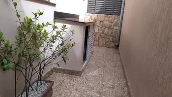 Esposa gostosa pediu gás e fez sexo com o entregador de gás - Completo no RED