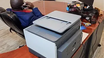 My boss couldn’t keep his hands off my big ass on my first day (Role Playing) husband & wife