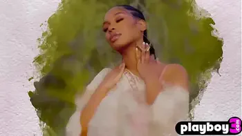 Big tits ebony teen model Nyla posing outdoor and babe exposed her stunning body