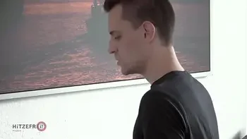 HITZEFREI Two strangers hook up for a one night stand