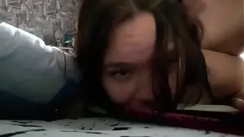 Stepfather fucked stepdaughter while she was talking with mother on the phone