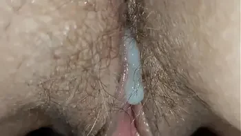 Sequência de creampies fartos na buceta dela!