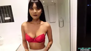 TukTukPatrol Cutie Thai Girl Pounded By Foreign Cock