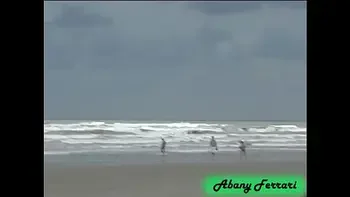 Desconhecido Gozou dentro da Minha Buceta na Praia