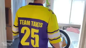 Stepmoms Clown College Application