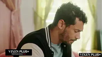 VIXENPLUS Dream mom Alexis sucks college studs cock dry