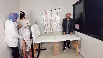 Noivo corno leva sua esposa ao ginecologista!