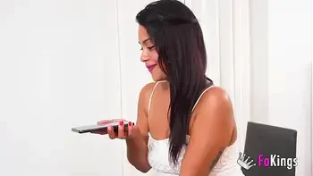 LATINA FUCKS her FAN. Carol Linda hunts her follower to give him an unforgettable night