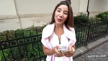 GOTFILLED Laying and filling Layla Scarlett