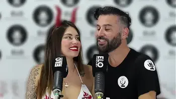 Sara Blonde in the spicy room of the Argentine ELO PODCAST - FULL INTERVIEW