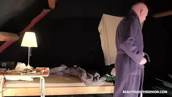 Old grandpa gets horny and fucks the delivery girl