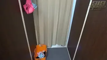 Model strips off Bikini