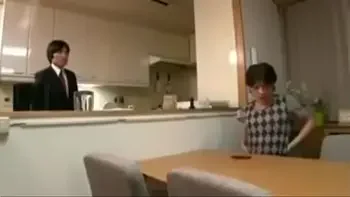 SU Madre es su esclava sexual