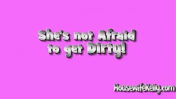 Kelly is the Hottest Wife on the Planet