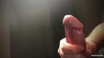 This cock is insane!! AMAZING CUMSHOT!