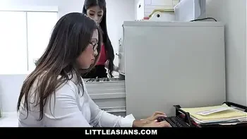 LittleAsians - Asian Babe (Jade Kush) (Nyomi Star) Having Threesome In The Office