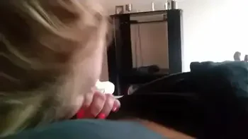 Secretly recorded girlfriend giving me a blowjob