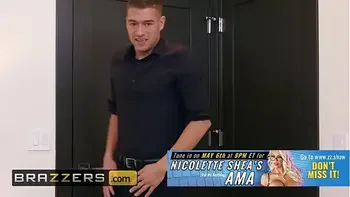 Dirty Masseur - (Monique Alexander, Xander Corvus) - Cumplimentary Massage - Brazzers