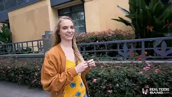 Real Teens - Petite Russian Gets Tight Pussy Stretched