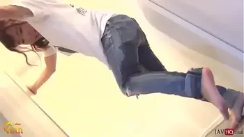 Japanese Pee Desperation and Jeans Wetting