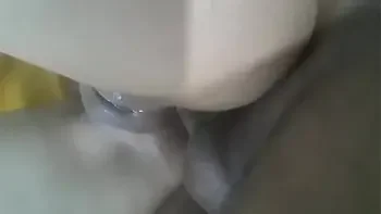 حصري 2019 مصرية اول مرة تتناك من طيزها مش قادرة تستحمله