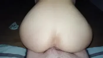 La tengo hasta adentro