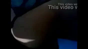 Pobre cola, grita como la primera ves