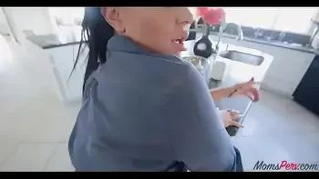 Getting Some From stepMOM-Brooke Beretta