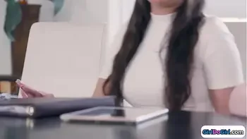 Couple has threesome with weddingplanner