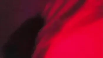 Hotwife foi sozinha na casa de swing e deixou o cuckold em casa, transou com o solteiro e depois deu para o marido